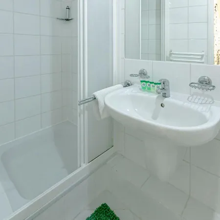 Guest house Dansar 3*