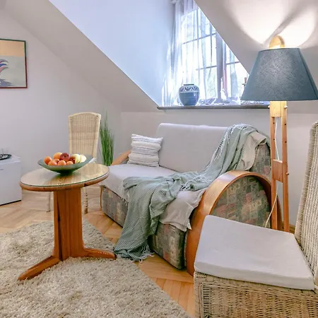 Guest house Dansar 3*