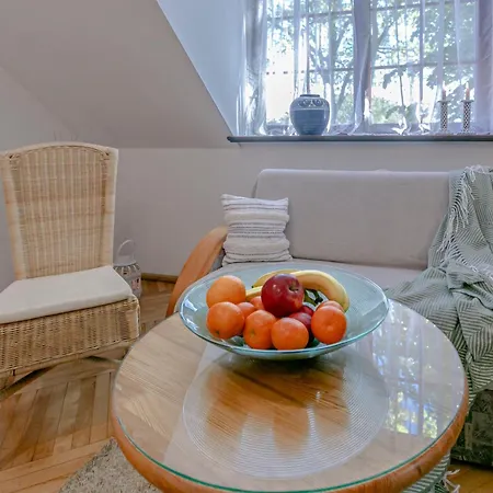 Dansar Πανσιόν Rewal