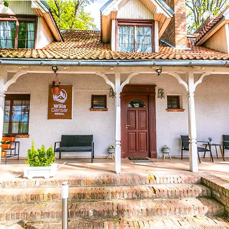 Dansar Πανσιόν Rewal