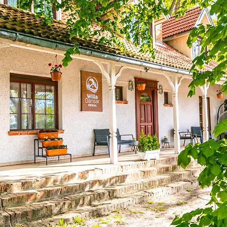 Dansar Πανσιόν Rewal