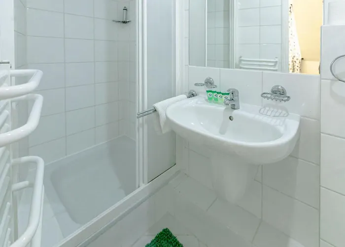 Guest house Dansar 3*