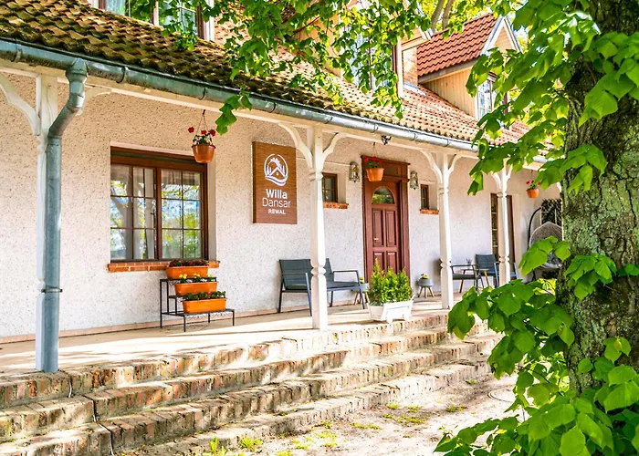 Dansar ゲストハウス レバル